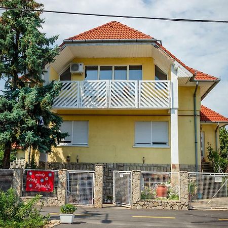 Viragos Vendeghaz Apartment Keszthely Ngoại thất bức ảnh